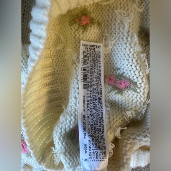 Zara Brand New Cream Knit Sweater with Pink Floral Detailing - Picture 5 of 5
